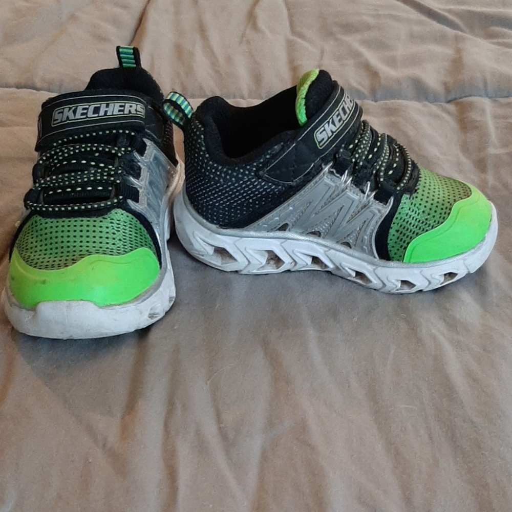 Toddler shoes